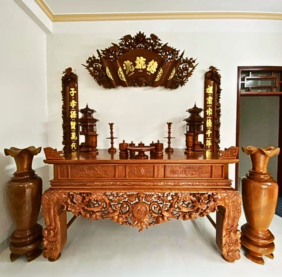 bàn thờ tại đồ thờ canh nậu 2
